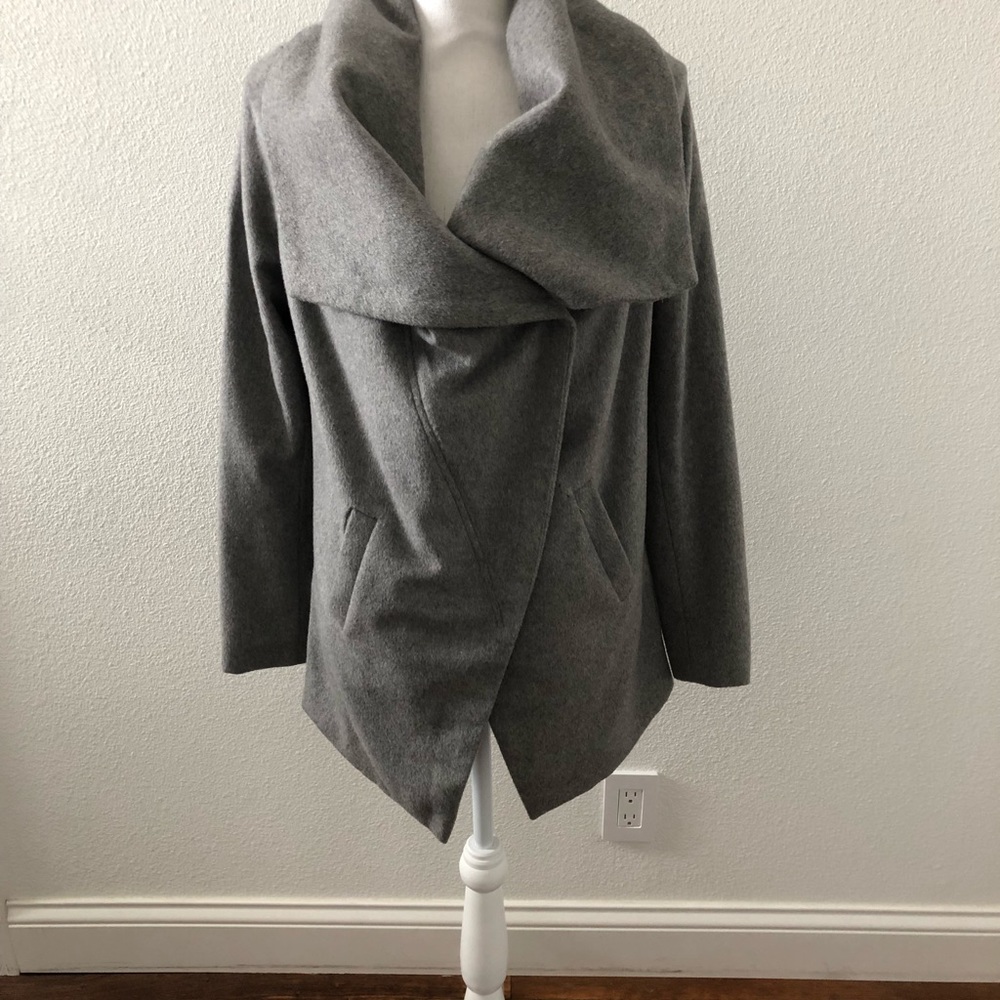 Gray Jacket - Picture 2 of 4